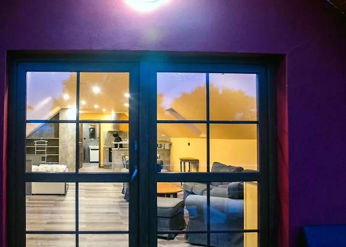 K9 **** Apartment